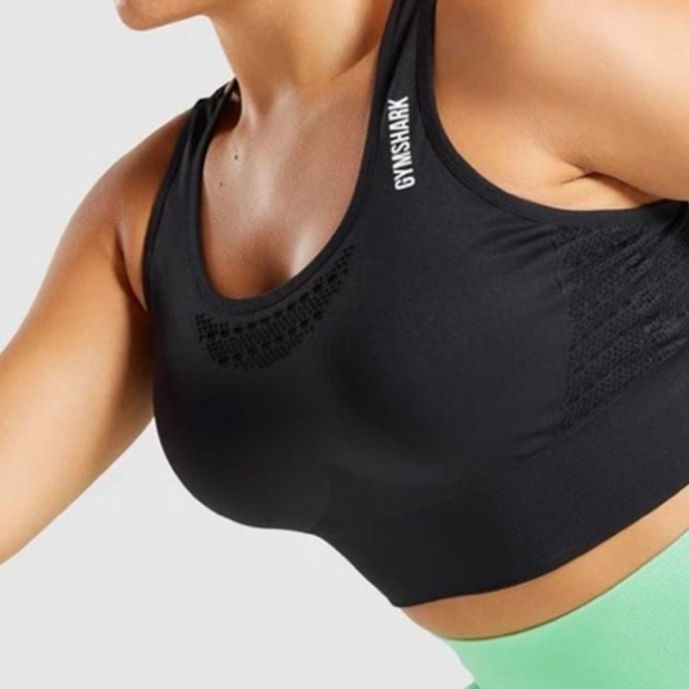Gymshark Black Top Sports Bra Size Small - Picture 2 of 6
